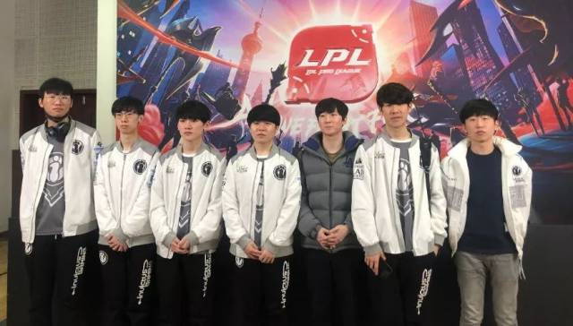 曼到图赫尔 曼到图赫尔